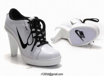 chaussure nike a talon